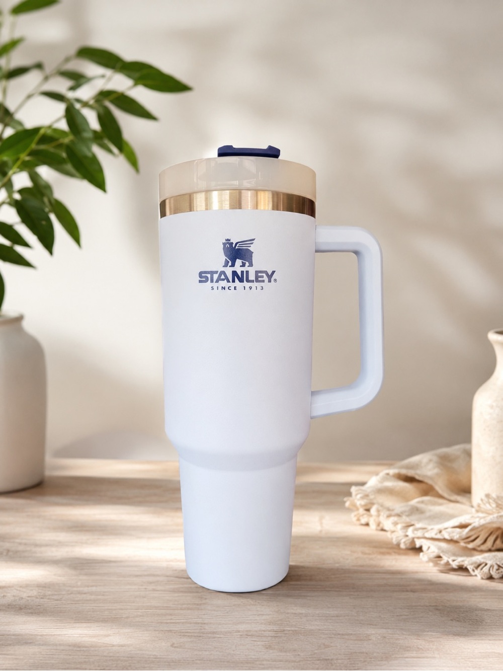 Stanley Classic White Mug with‎ Handle